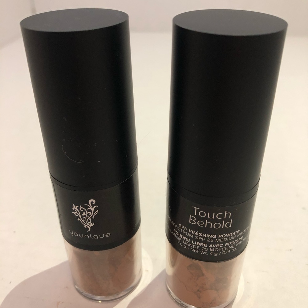 Younique Touch Behold SPF Finishing Powder